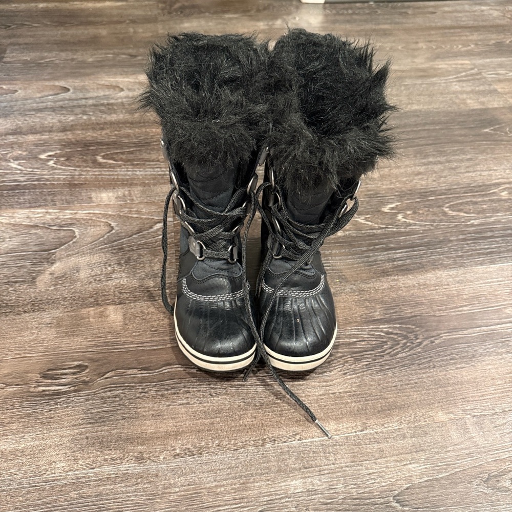 Sorel Kids' Black and Gray Winter Boots